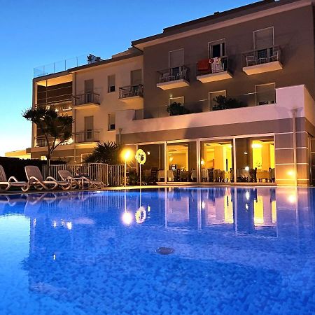 ברדולינו Hotel Paradiso מראה חיצוני תמונה