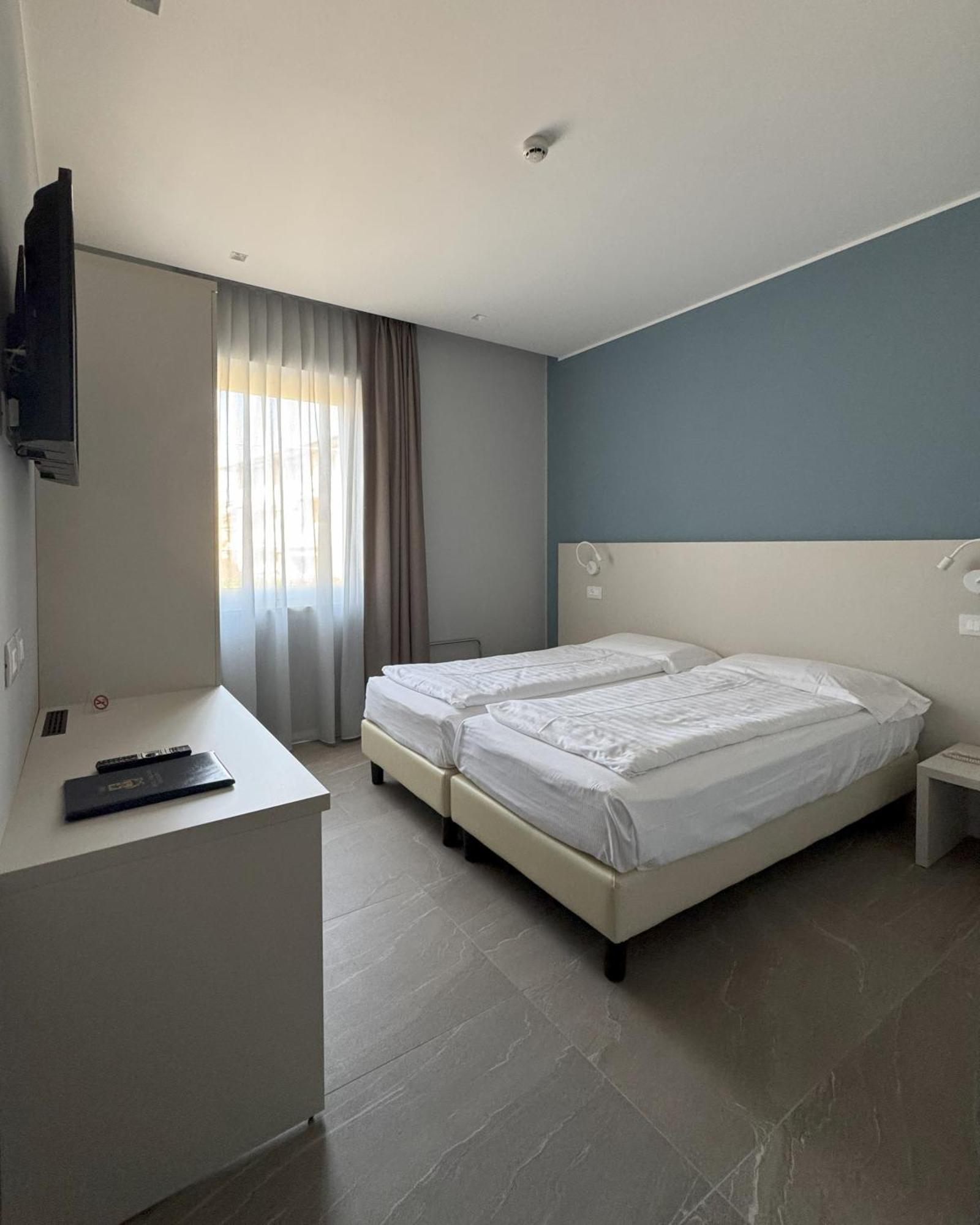 ברדולינו Hotel Paradiso מראה חיצוני תמונה