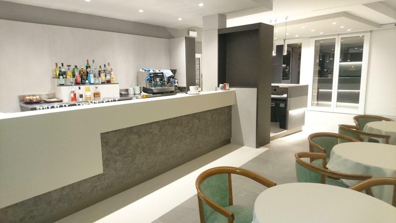 ברדולינו Hotel Paradiso מראה חיצוני תמונה