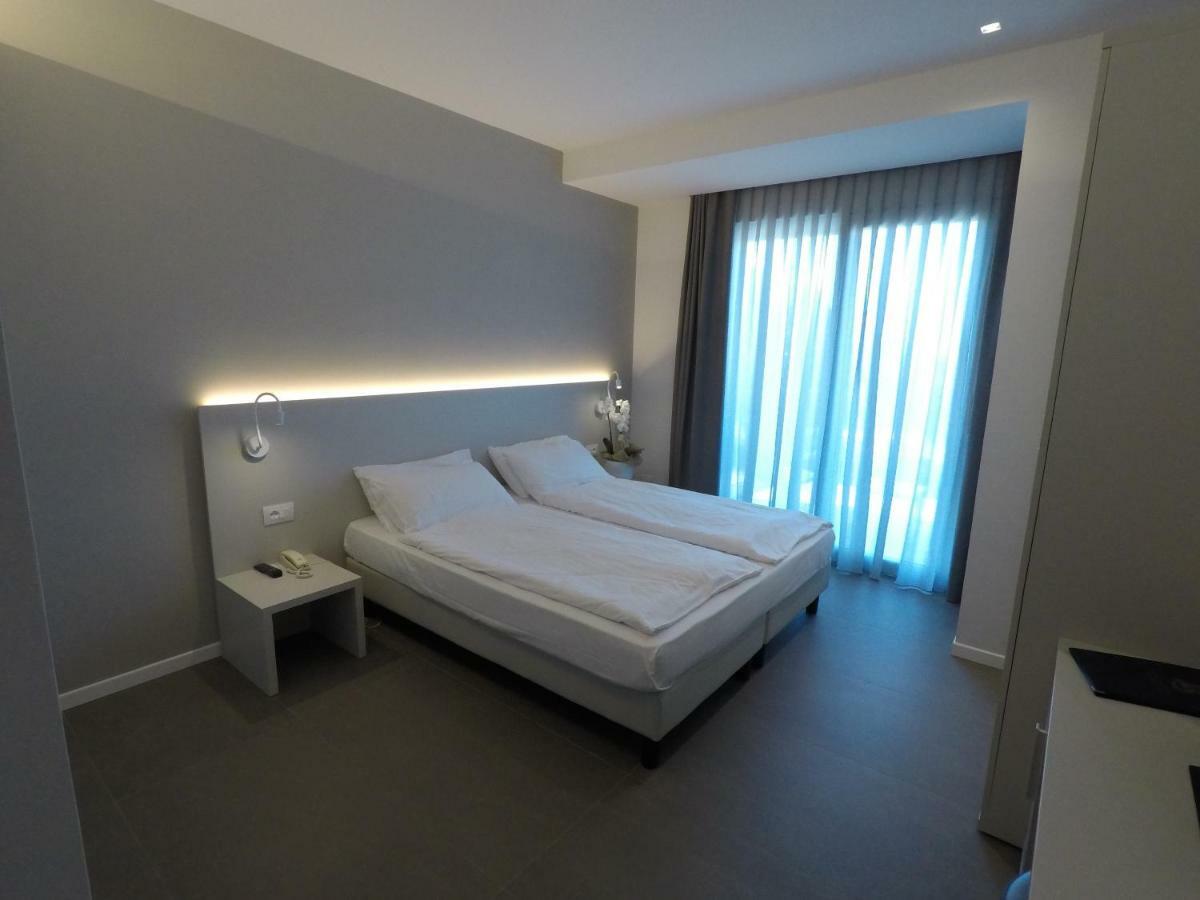ברדולינו Hotel Paradiso מראה חיצוני תמונה